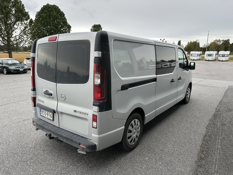 Opel Vivaro vaihtoauto