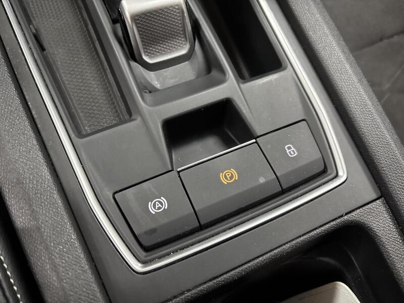 SEAT Leon vaihtoauto