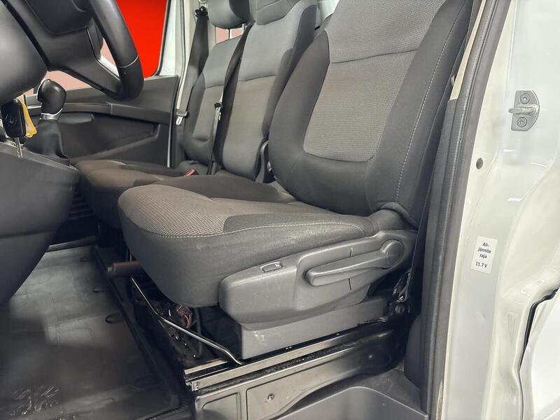 Renault Trafic vaihtoauto