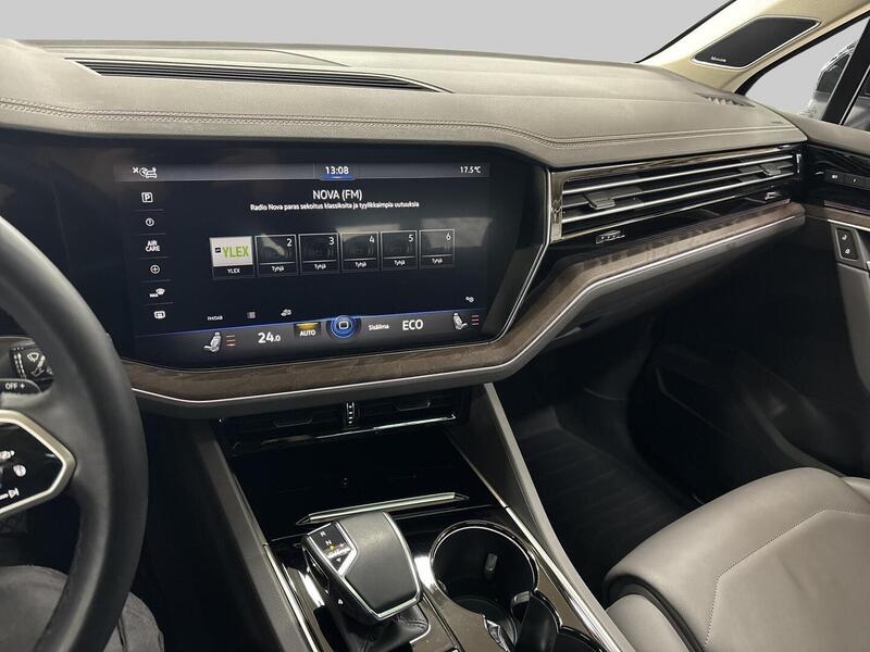 Volkswagen Touareg vaihtoauto