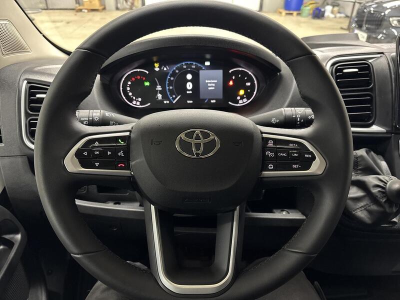 Toyota Proace MAX vaihtoauto