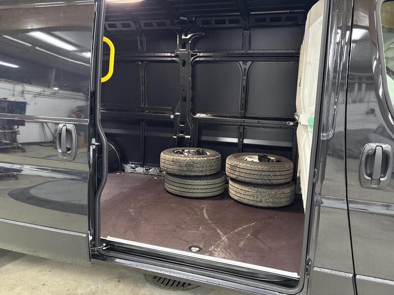 Toyota Proace MAX vaihtoauto