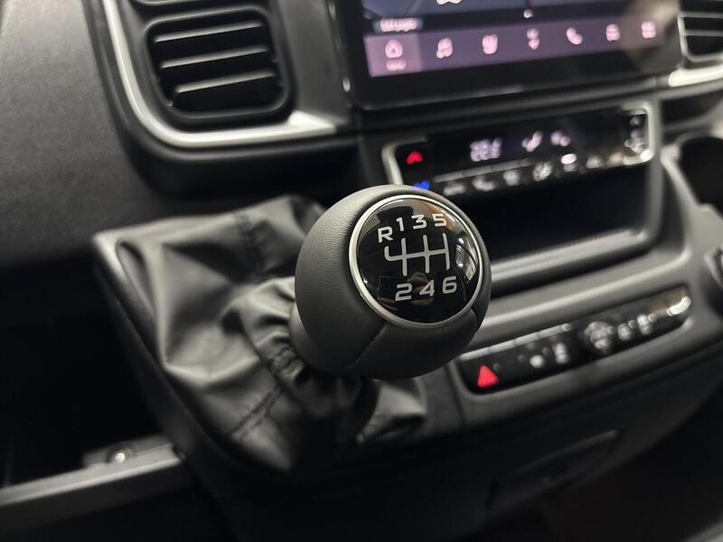 Toyota Proace MAX vaihtoauto