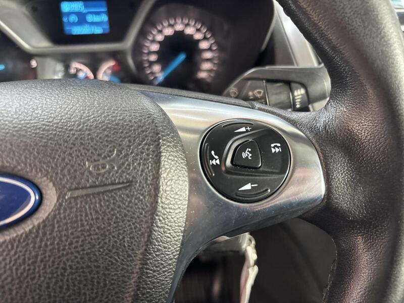 Ford Transit Connect vaihtoauto