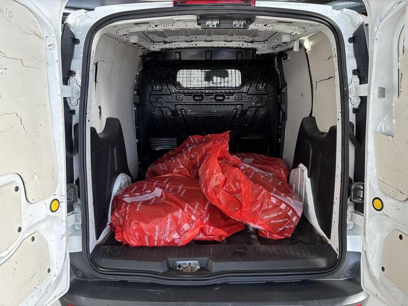 Ford Transit Connect vaihtoauto