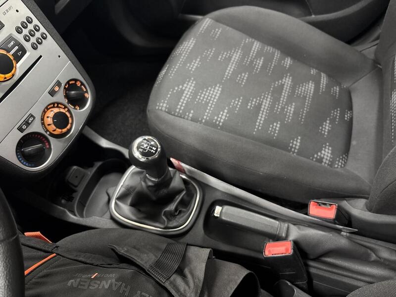 Opel Corsa vaihtoauto