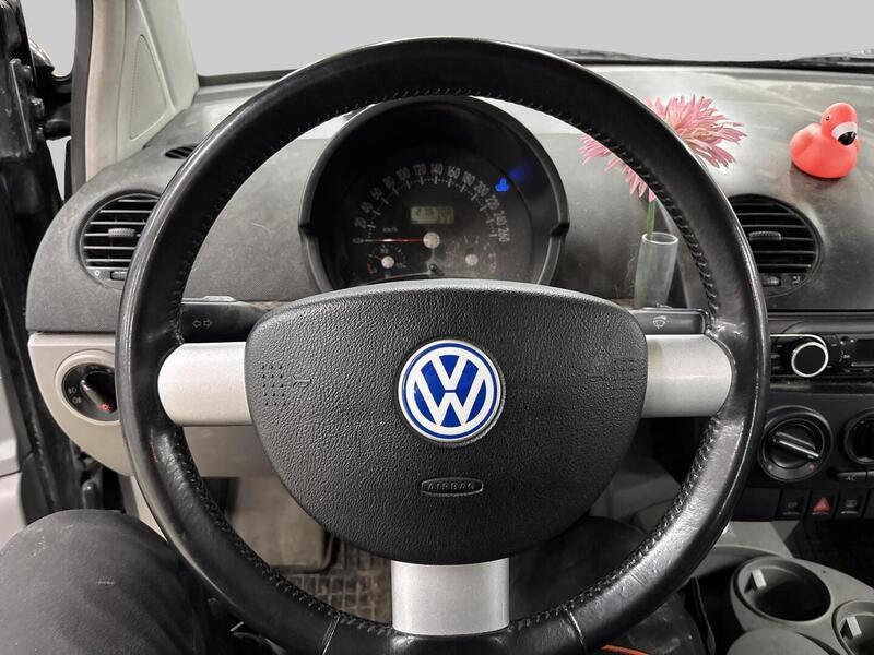 Volkswagen New Beetle vaihtoauto