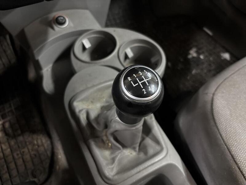 Volkswagen New Beetle vaihtoauto