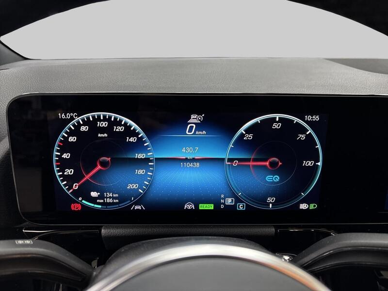 Mercedes-Benz EQA vaihtoauto