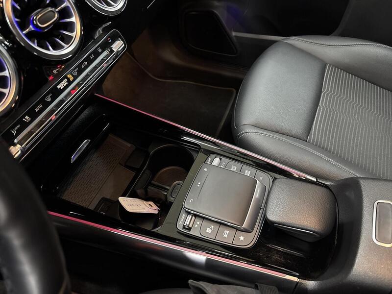 Mercedes-Benz EQA vaihtoauto