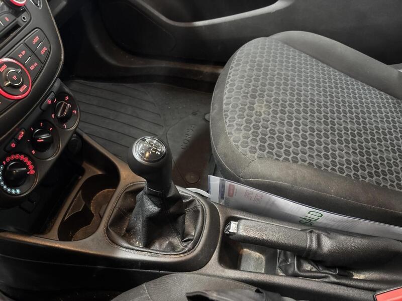 Opel Corsa vaihtoauto