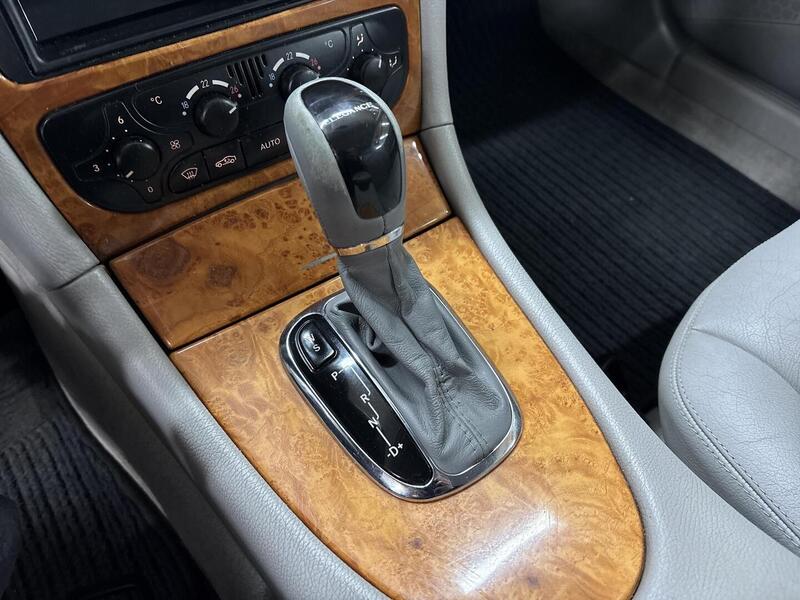 Mercedes-Benz CLK vaihtoauto