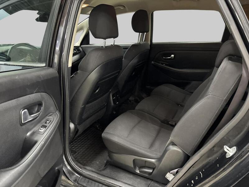 Kia Carens vaihtoauto