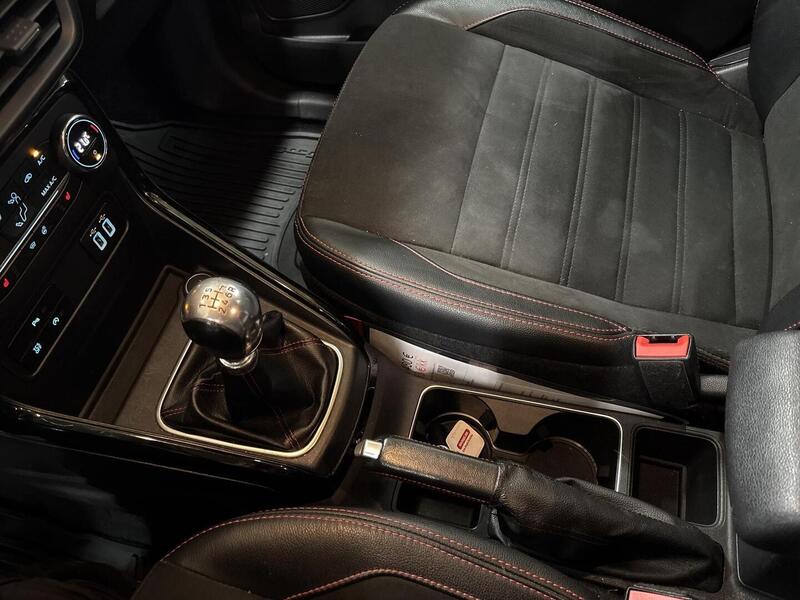 Ford Ecosport vaihtoauto