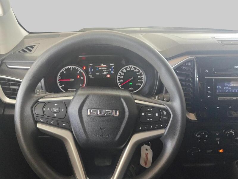Isuzu D-Max vaihtoauto