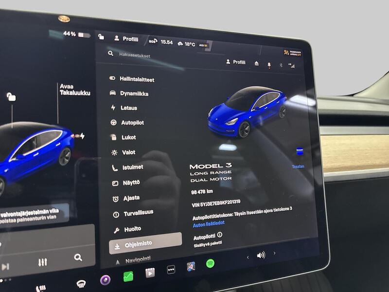 Tesla Model 3 vaihtoauto