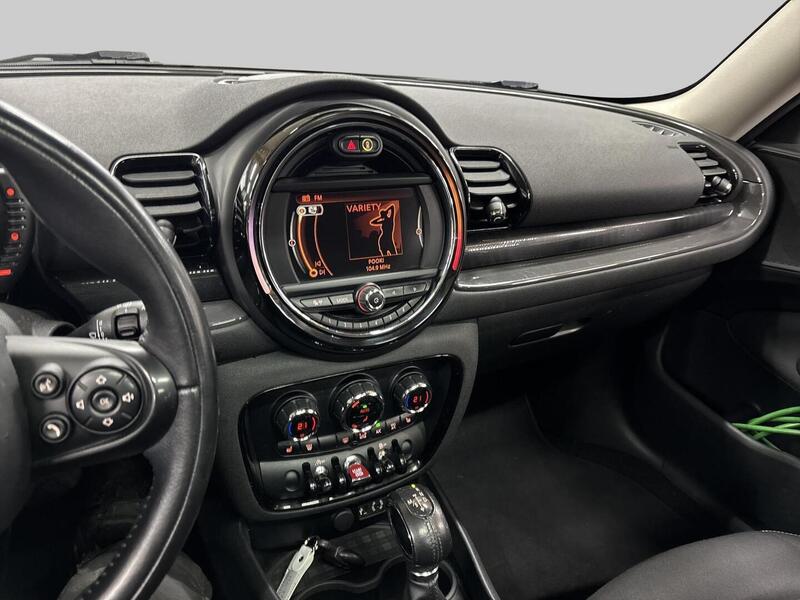 Mini Clubman vaihtoauto