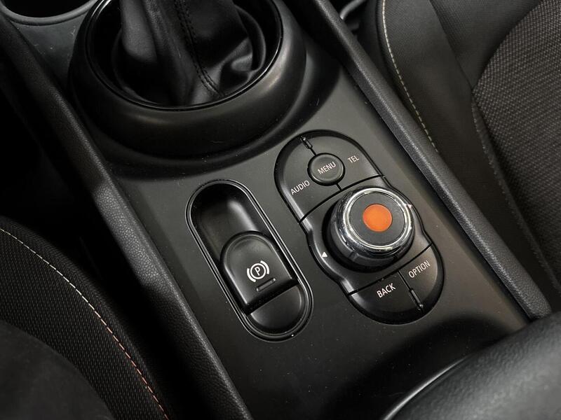 Mini Clubman vaihtoauto