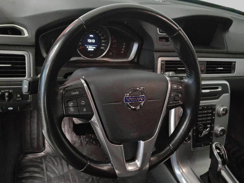 Volvo V70 vaihtoauto