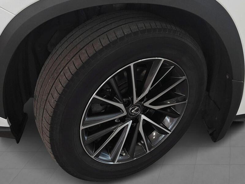 Lexus NX vaihtoauto