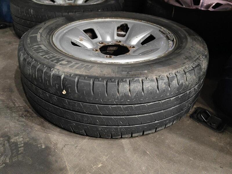 Toyota Hiace vaihtoauto