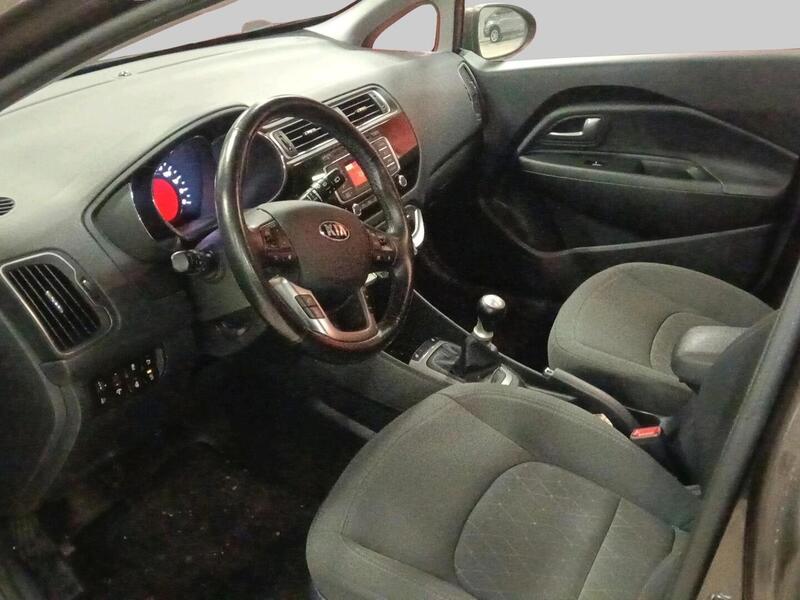 Kia Rio vaihtoauto