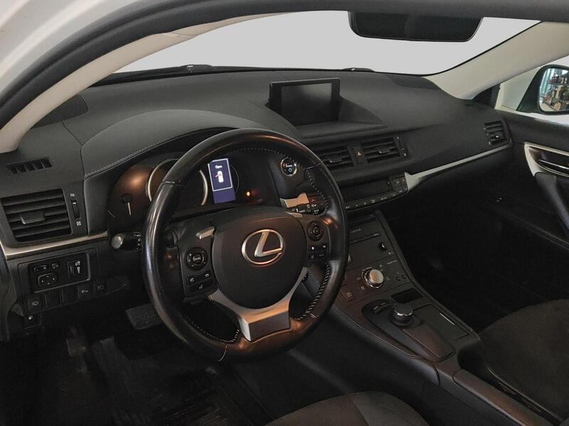 Lexus CT vaihtoauto