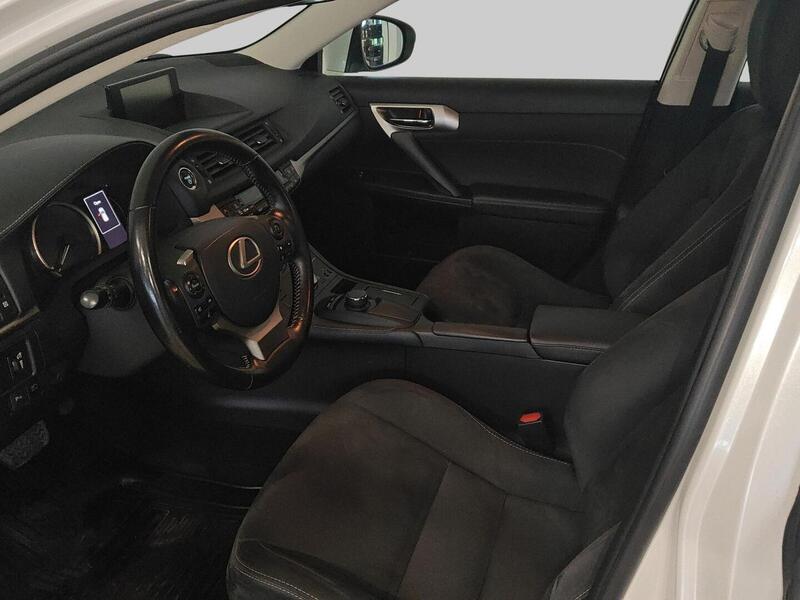Lexus CT vaihtoauto