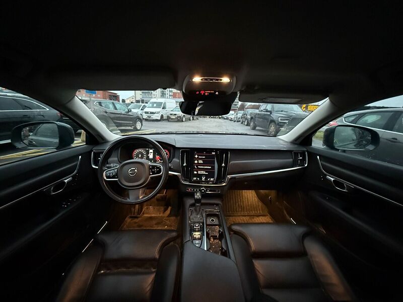 Volvo V90 Cross Country vaihtoauto