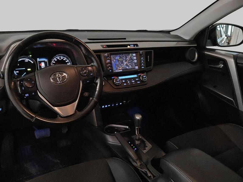 Toyota RAV4 vaihtoauto