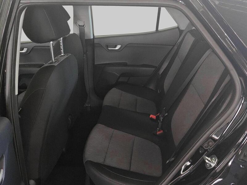 Kia Stonic vaihtoauto