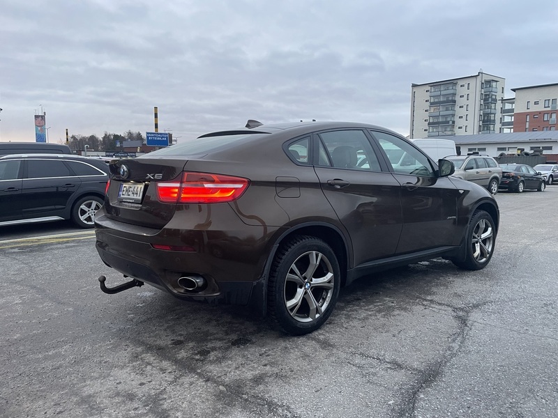 BMW X6 vaihtoauto