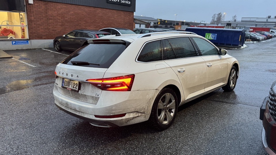 Skoda Superb vaihtoauto