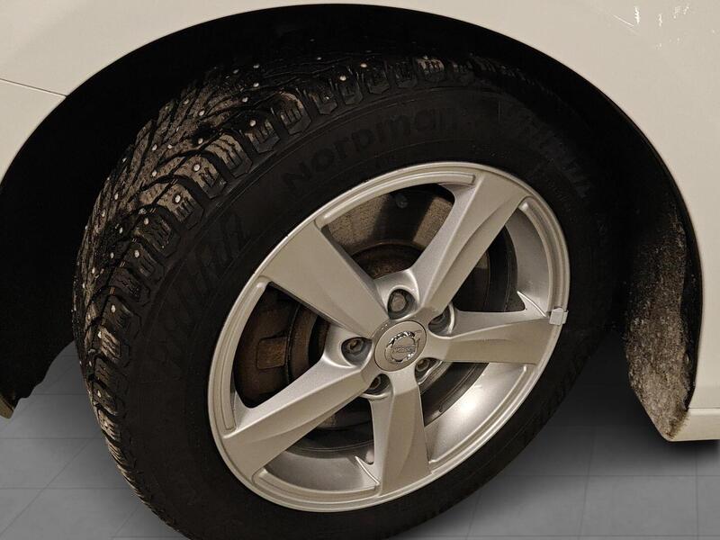 Volvo V40 vaihtoauto