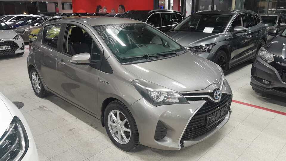 Toyota Yaris vaihtoauto
