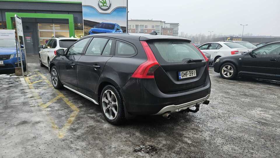 Volvo V60 vaihtoauto