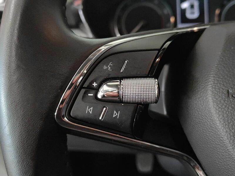 Skoda Fabia vaihtoauto