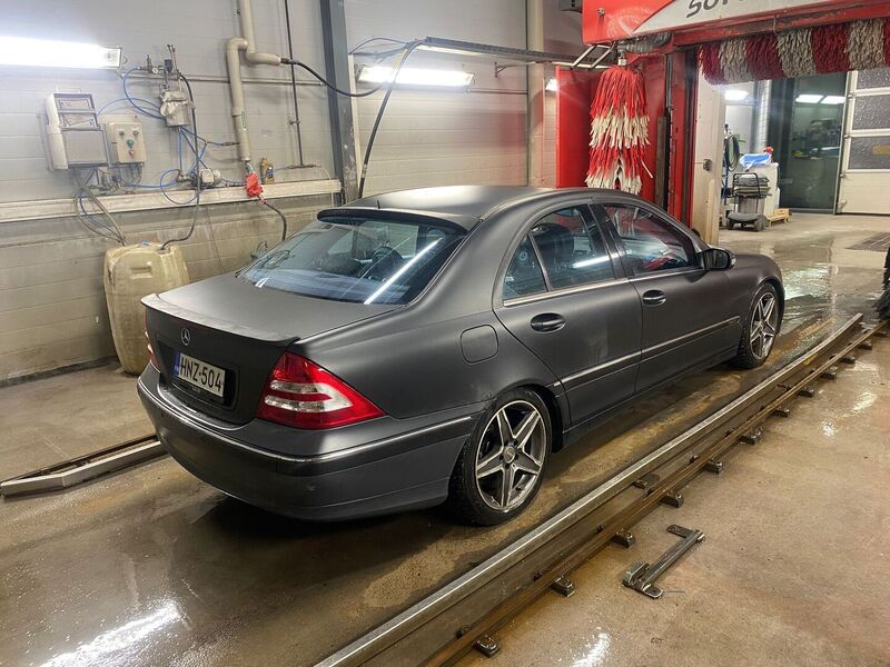 Mercedes-Benz C vaihtoauto