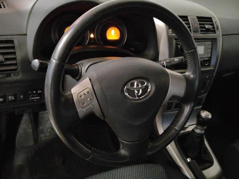 Toyota Corolla vaihtoauto