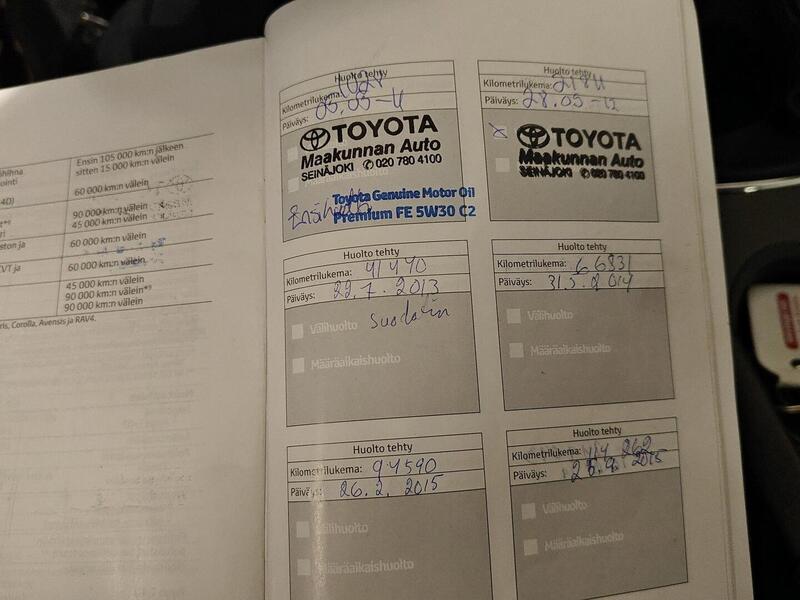 Toyota Avensis vaihtoauto