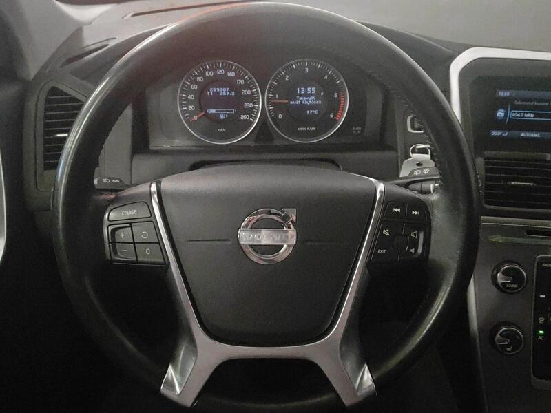 Volvo XC60 vaihtoauto