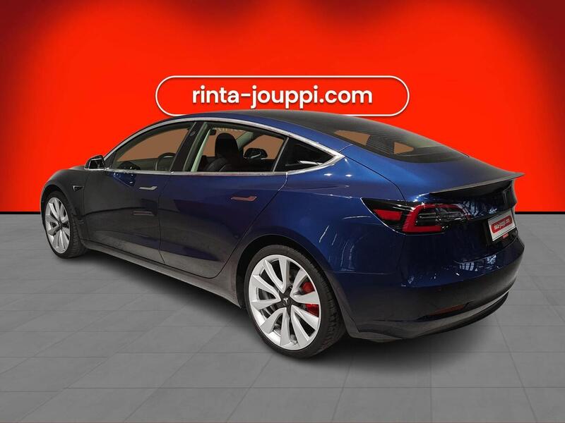 Tesla Model 3 vaihtoauto