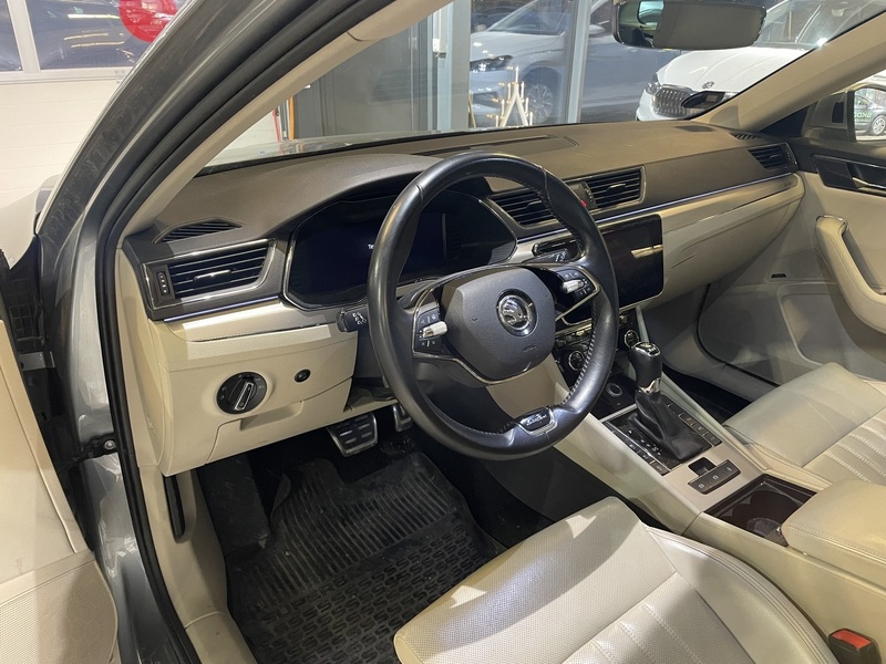 Skoda Superb vaihtoauto