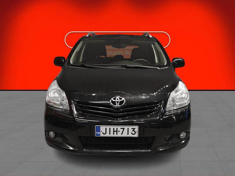 Toyota Verso vaihtoauto