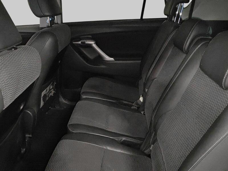 Toyota Verso vaihtoauto