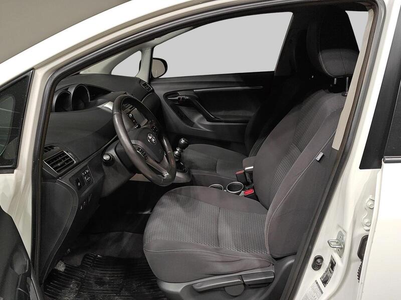 Toyota Verso vaihtoauto