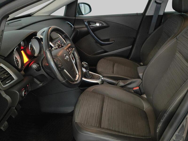 Opel Astra vaihtoauto