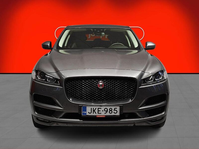 Jaguar F-PACE vaihtoauto