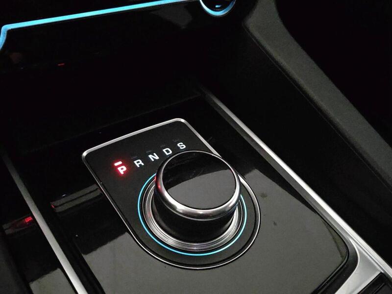 Jaguar F-PACE vaihtoauto