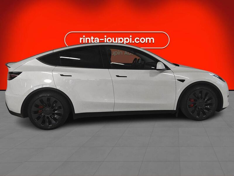 Tesla Model Y vaihtoauto